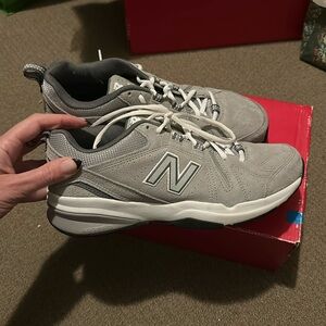 New Balance unisex 680 sneakers in gray and white; never been worn!!